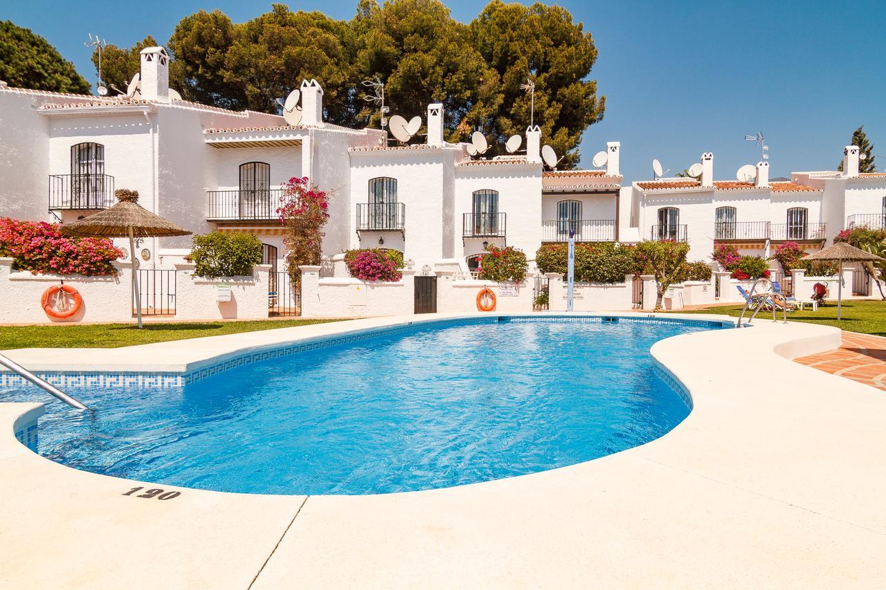 Los Pinos 23 Villas Casasol Нерха Екстер'єр фото